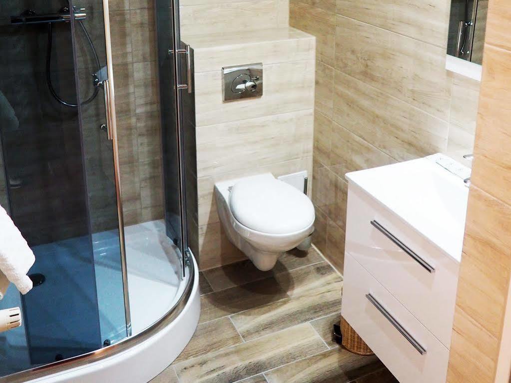 Hotel Jan Згожелець Екстер'єр фото